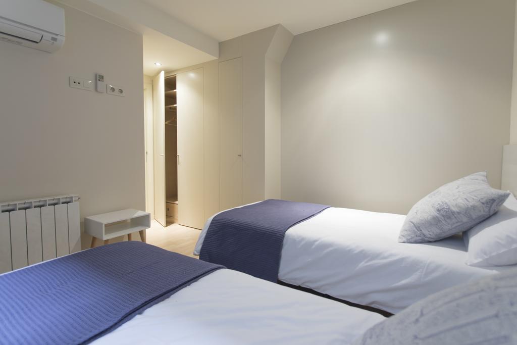 Bravissimo Cort Reial-1B Apartment Girona Exterior photo